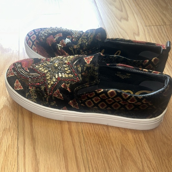 New Sam Edelman Moon and Stars Shoes - Picture 3 of 6